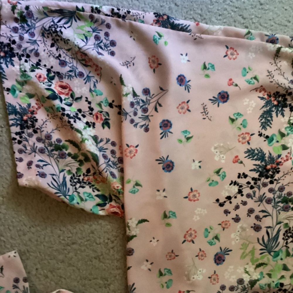 ~ Women's Short Robe ~ - Picture 7 of 14